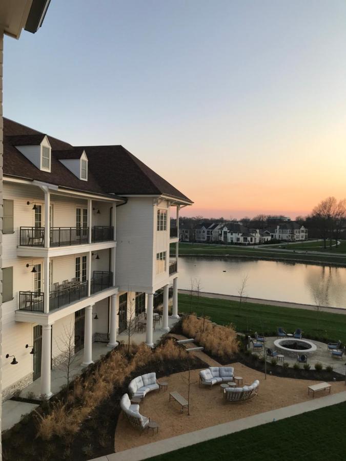 The Inn At Meadowbrook Overland Park Exteriör bild
